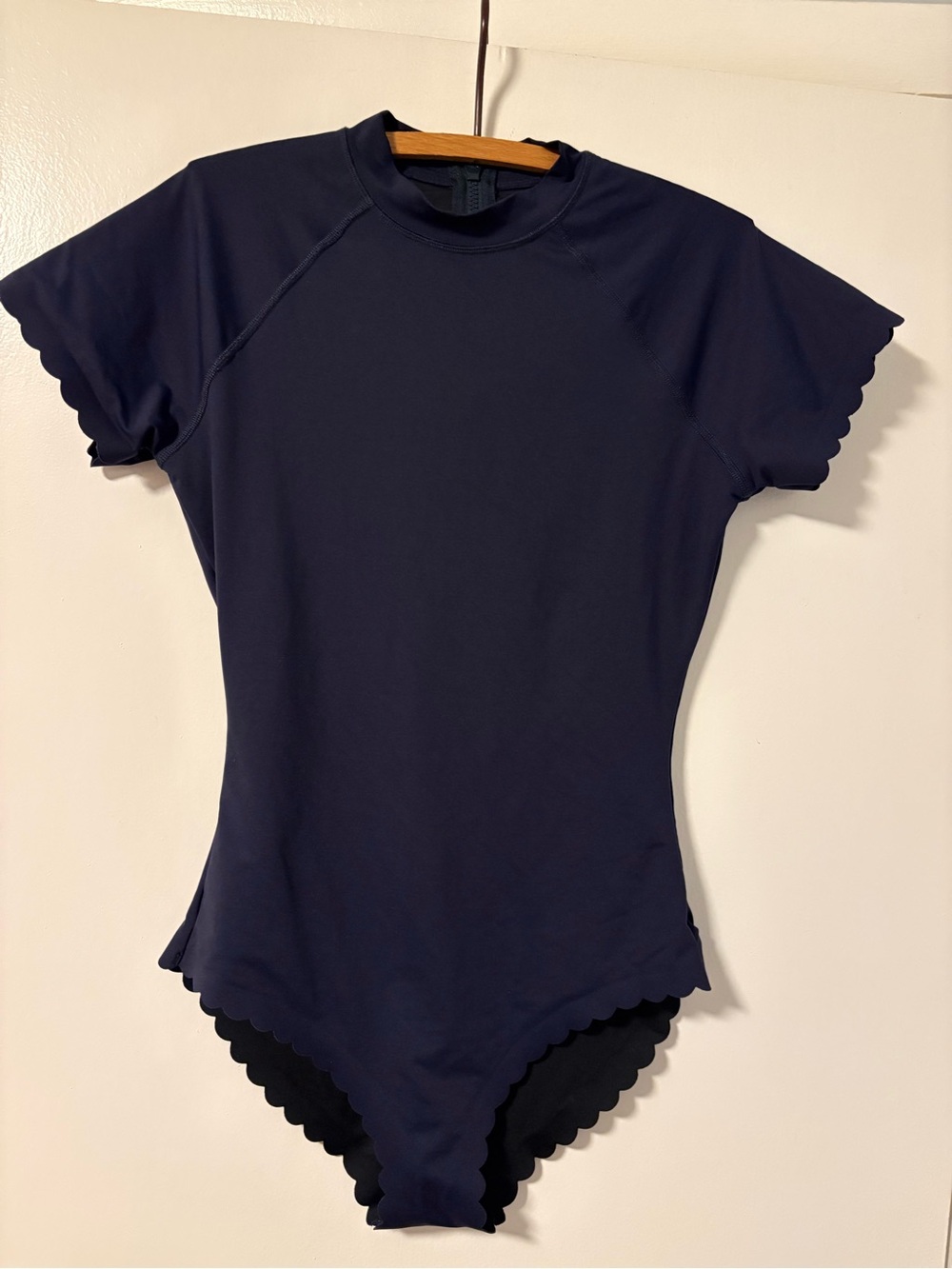 Navy Blue Short Sleeve Scallop-Edge One-Piece Swimsuit